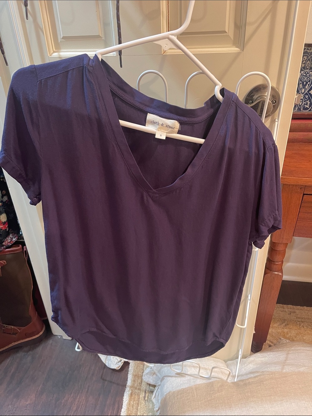 cloth & stone Deep Purple V-Neck Short Sleeve Tee